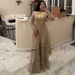 Salwar Kameez Indian/Pakistani wedding guest outfit